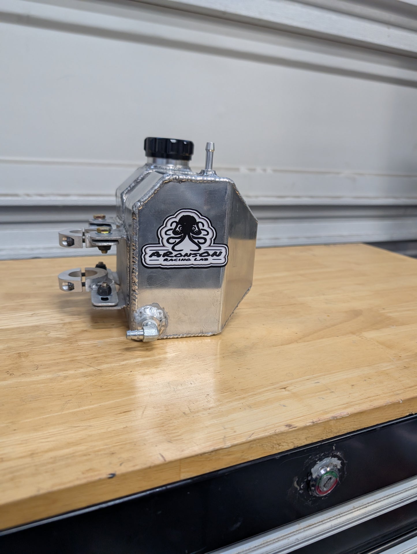 2 Quart Aronson Racing Lab Fuel Cell